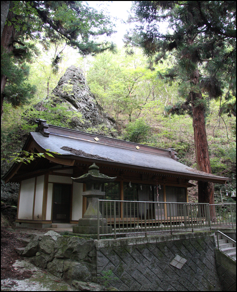 穴山ふれあいマップ 巖宮諏訪神社